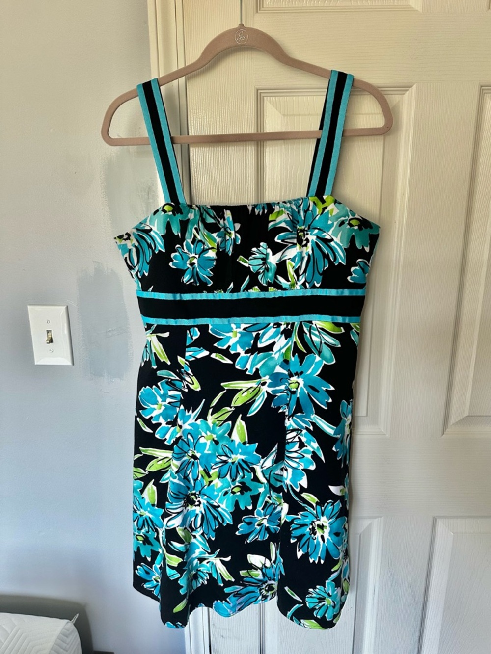 R&K Originals size 12, Aqua Blue Floral Sundress sleeveless w/ wide straps